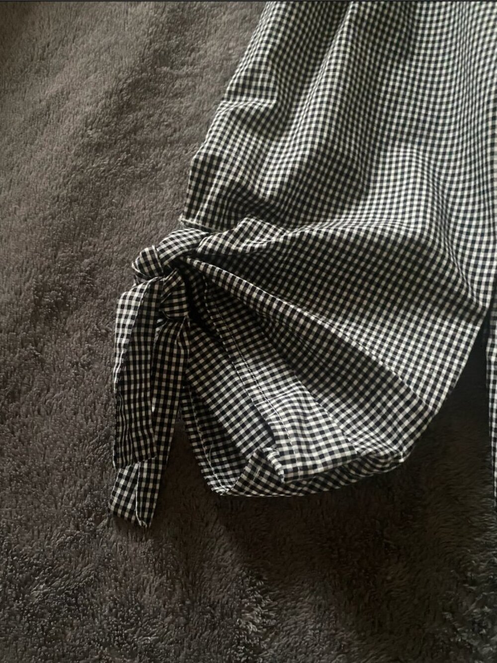 100% Cotton Babaton Off-the-Shoulder Black & White Gingham Top - Picture 3 of 3